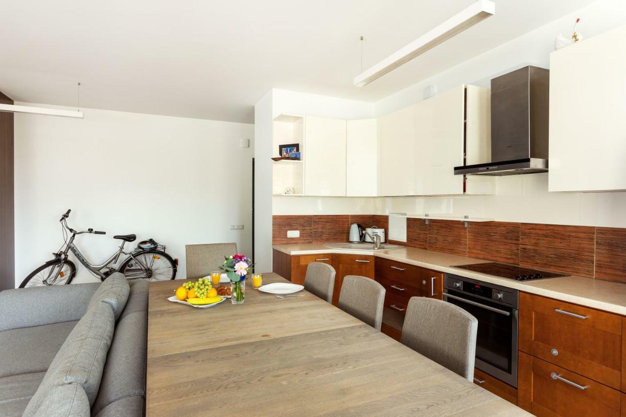 #stayhere - Spacious & Bright 1bdr Shopping District Appartamento