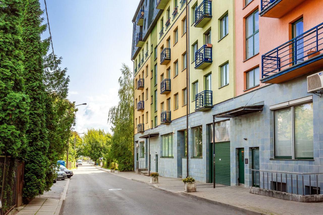 #stayhere - Spacious & Bright 1bdr Shopping District *