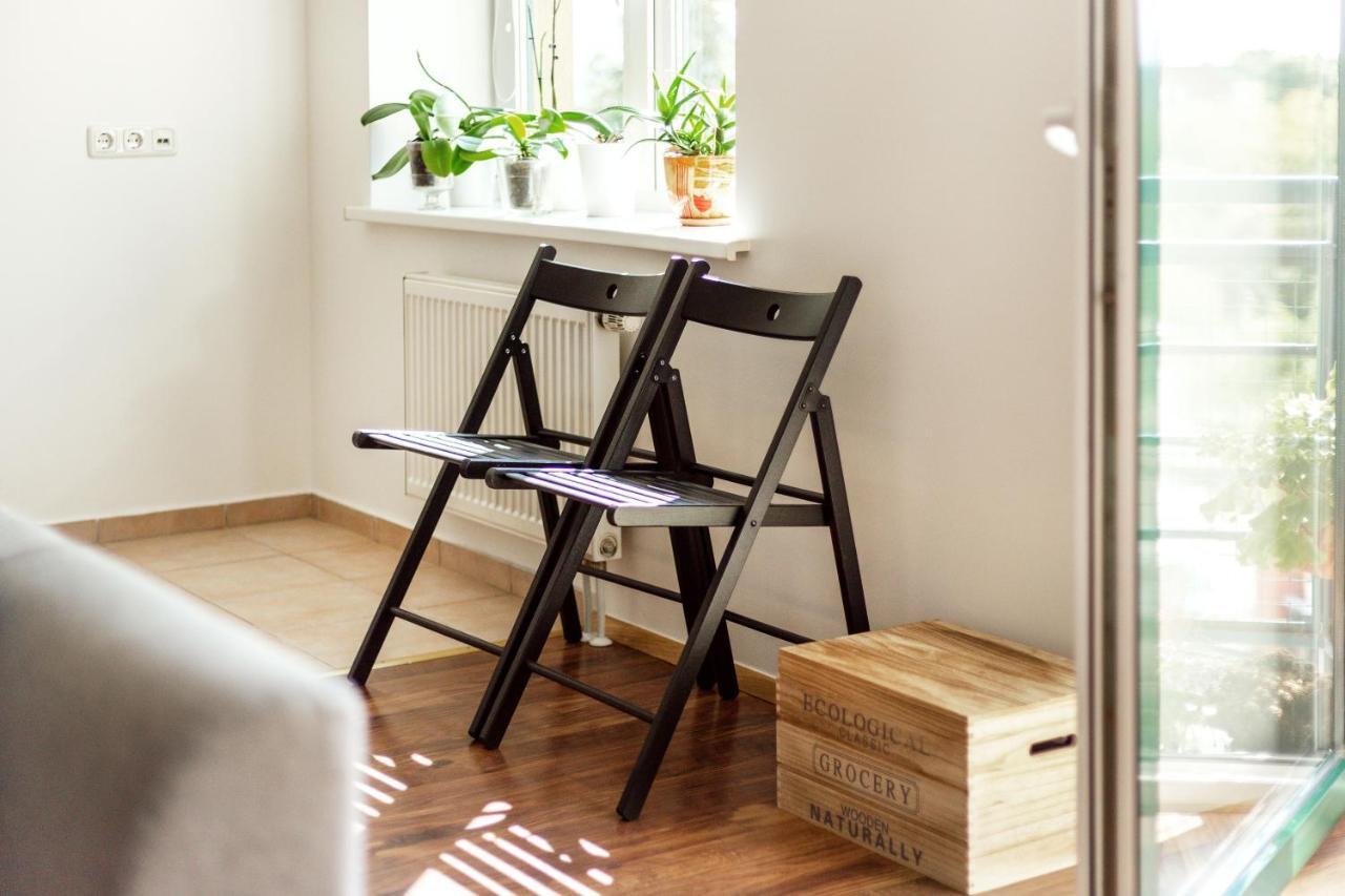 #stayhere - Spacious & Bright 1bdr Shopping District *